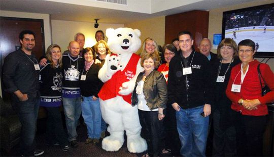 Travel Manitoba Mascot Toba (Churchill Wild) with LA Kings.