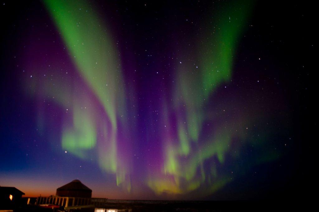 Aurora borealis at Seal River Heritage Lodge. Robert Postma photo