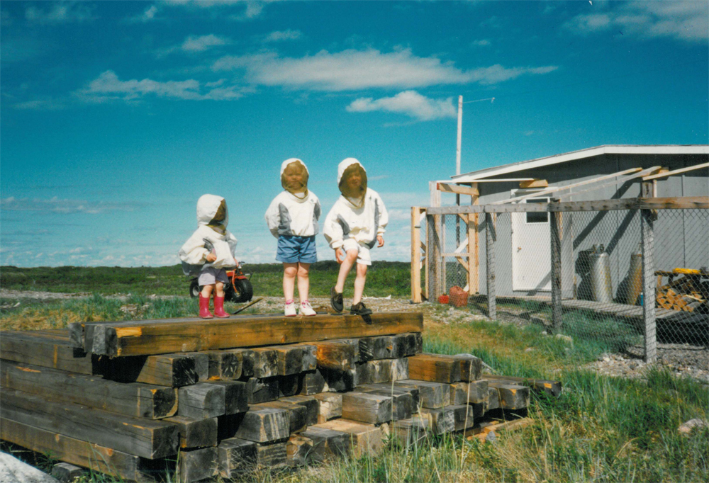 Kids playing in front of Seal River Heritage Lodge in 1994.