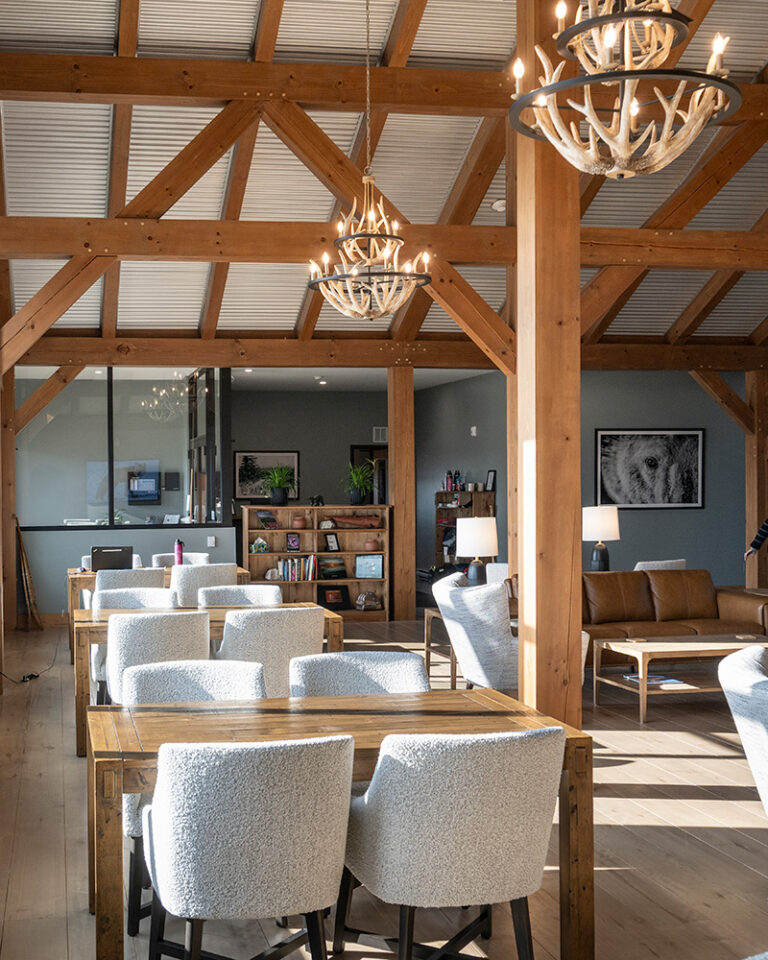 Blueberry Inn - Churchill Wild Polar Bear Tours