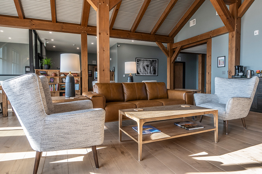 blueberry-inn-lobby-4