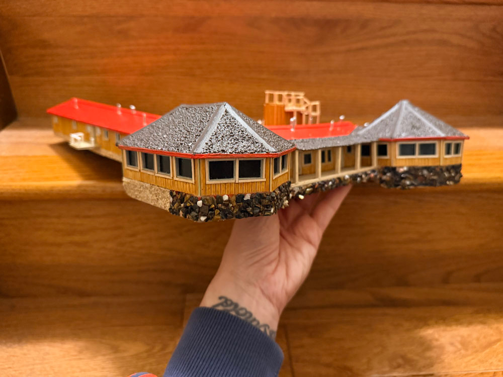Seal River Heritage Lodge. Miniature diorama created by Jen Arnold.